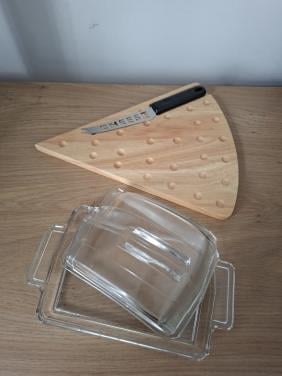 Zware glazen kaas stolp en plank