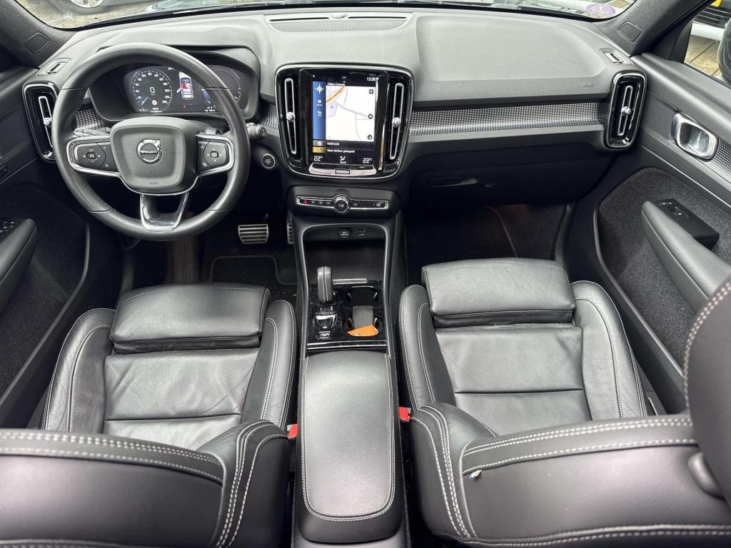 Volvo XC40 1.5 t5 recharge r-design | panodak | leder |
