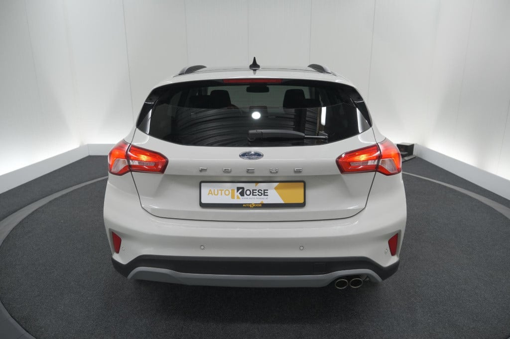 Ford Focus 1.5 ecoboost active business | lage kilometerstand | navigatie |