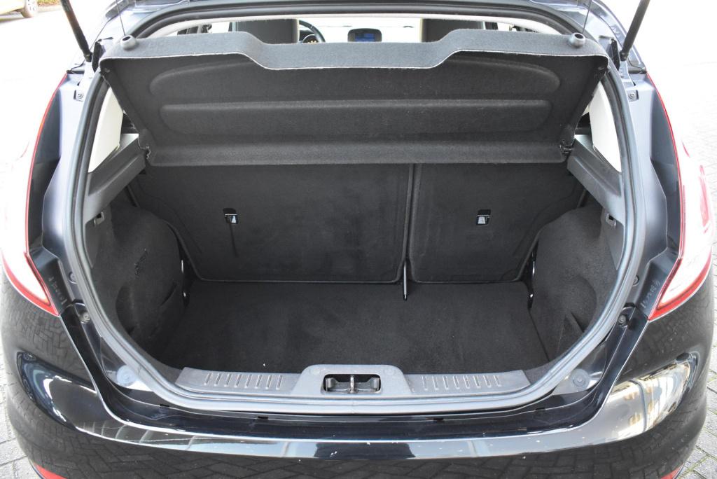 Ford Fiesta 1.0 style | incl. nieuwe distributieriem | airco | navigatie | 