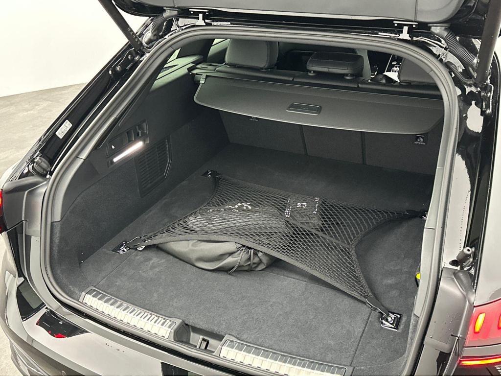 Audi A6 avant s edition competition e-hybrid 270 kw / 367 pk ava