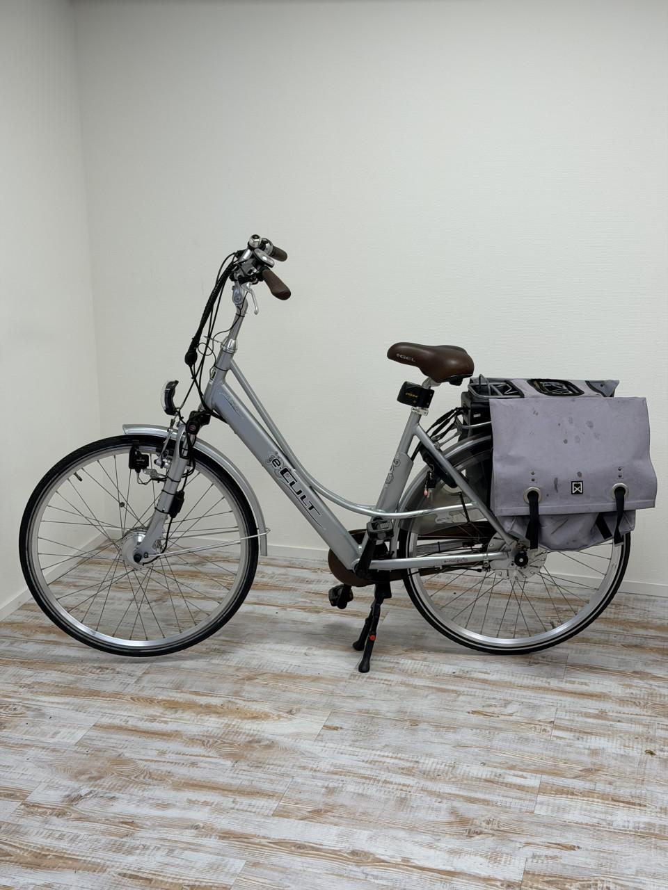 Sterke Elektrische dames fiets E-Cult 420Wh Accu E-bike 52CM