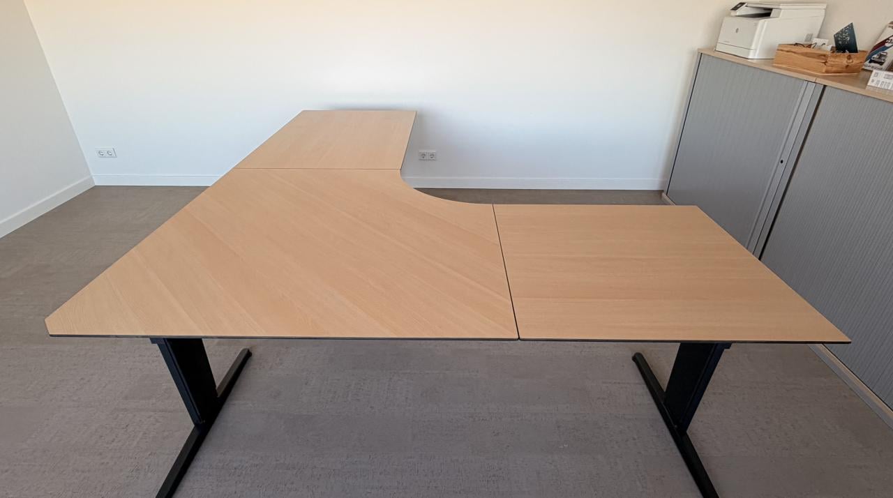 Groot hoekbureau 240/200