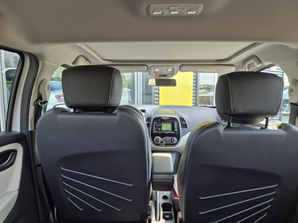 Renault Captur 1.3 tce 150 edc automaat intens panorama dak, trekhaak, navi