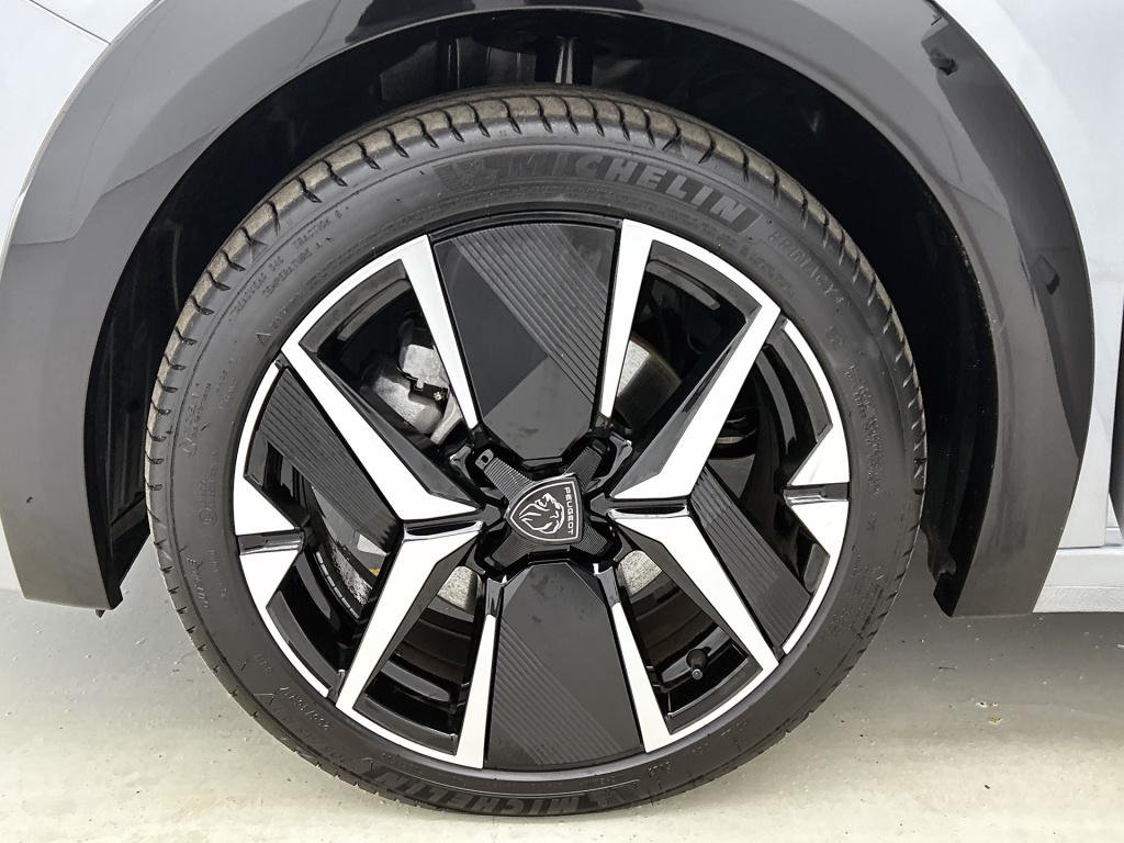 Peugeot 208 100 pk gt | rijklaar | camera | lm velgen | led koplampen |