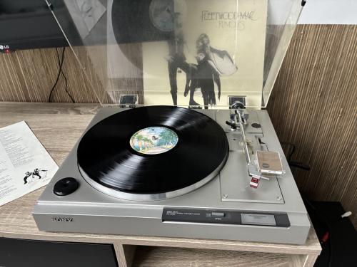 Sony platenspeler met nieuwe naald