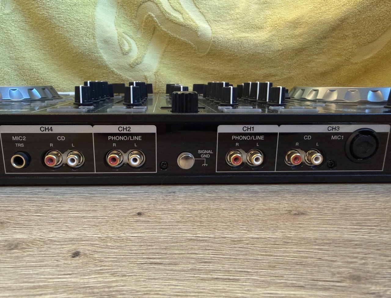 Pioneer DDJ-SX2 DJ Controller