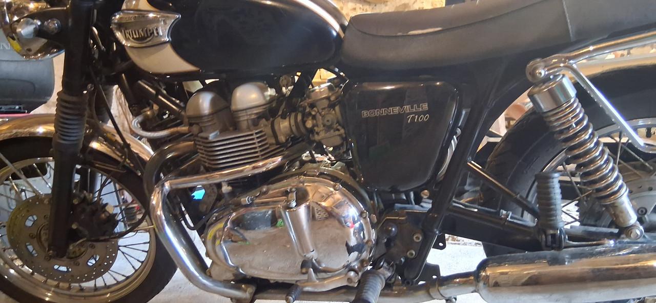 Triumph bonneville t100 2007