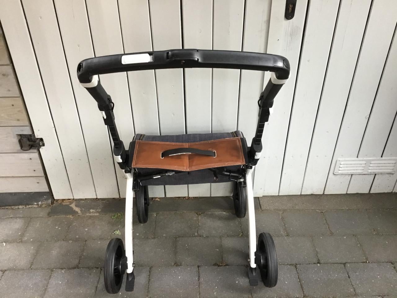 Rollator rolls flex