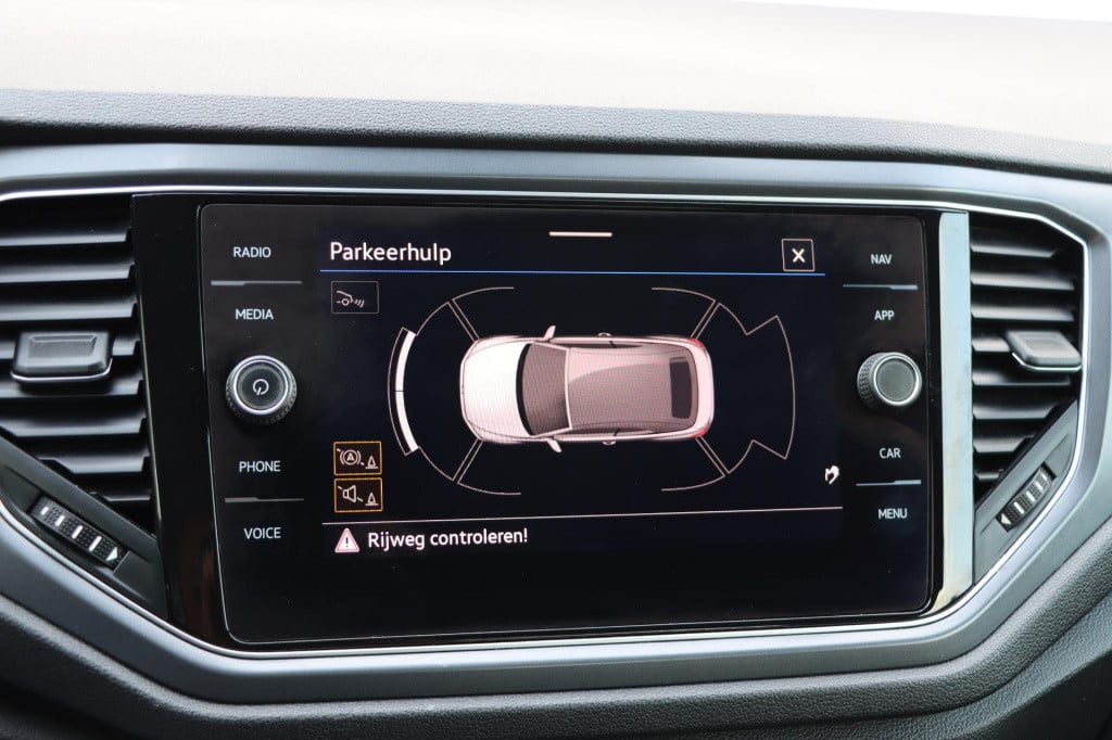 Volkswagen T-roc cabrio 1.5 tsi r-line 150pk dsg7