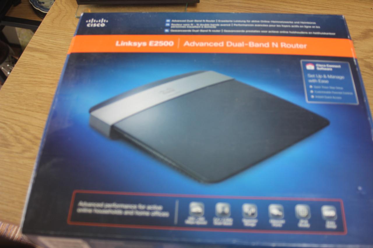 Dual band router linksys e2500