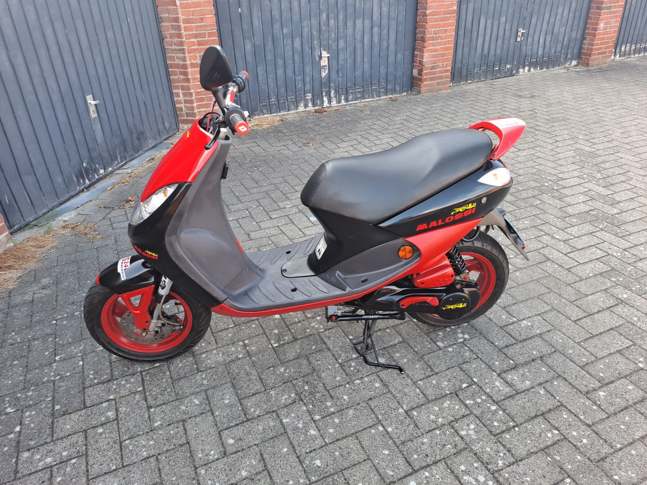 Te koop mooie stoere peugeot vivacity