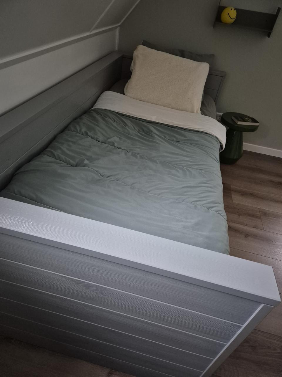 Woood  eenpersoonsbed