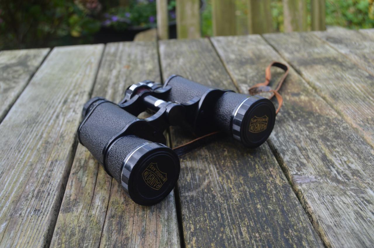 Rainbow verrekijker in mooi lederen etui.