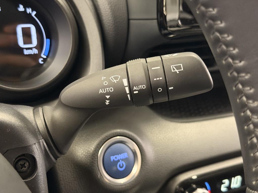 Toyota Yaris 1.5 hyb. dynamic| camera| adapt. cruise| keyless.