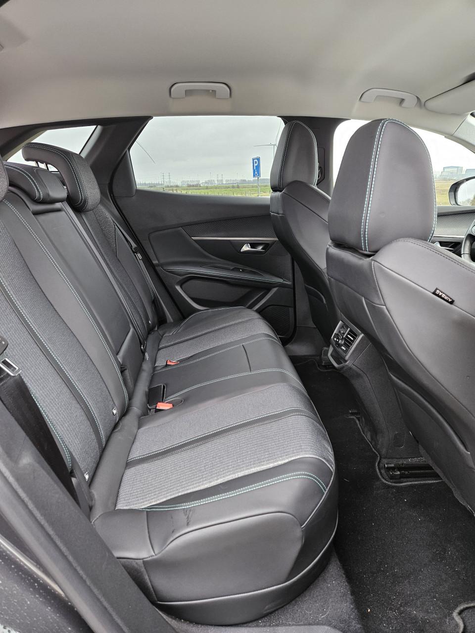 Peugeot 3008 1.6 Plug in Hybrid 225 pk