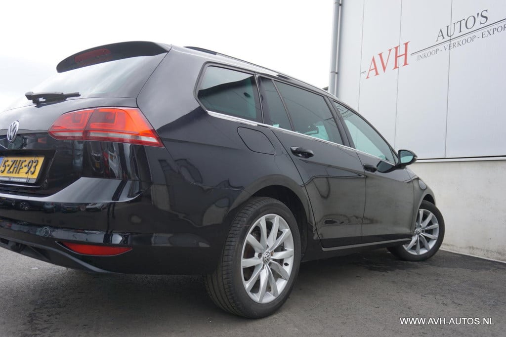 Volkswagen Golf variant 1.2 tsi business edition