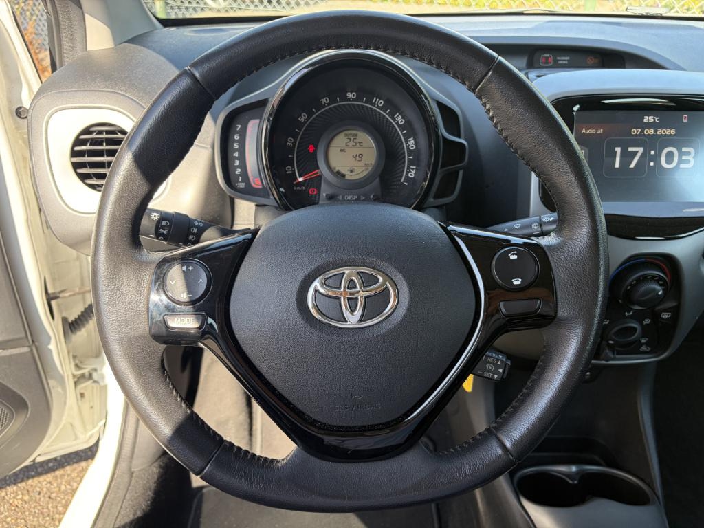Toyota Aygo 1.0 vvt-i x-play