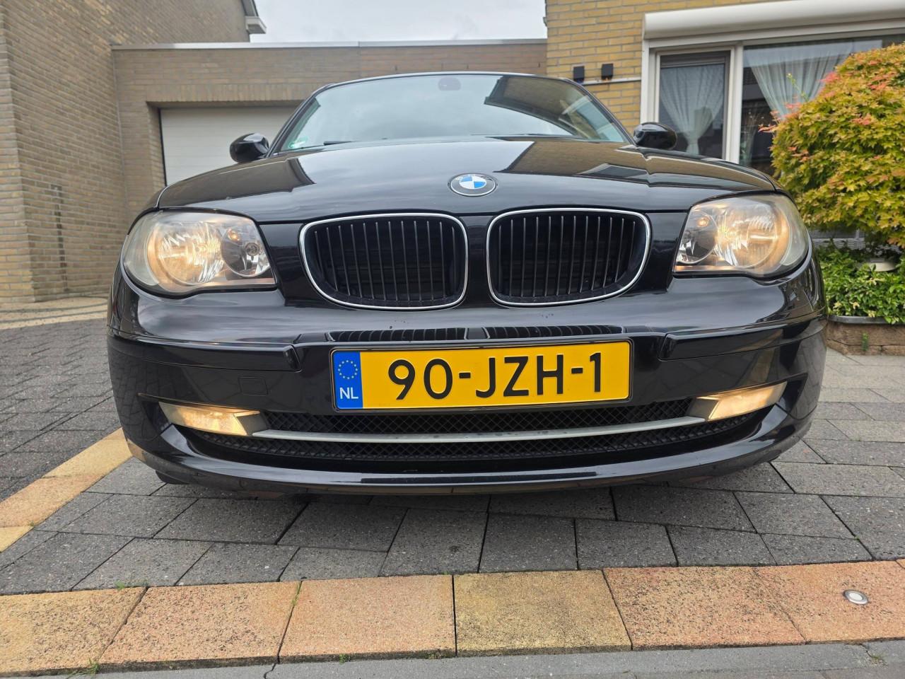 Tekoop zeer mooie Bmw 1SERIE 116i 2.0i Business Line