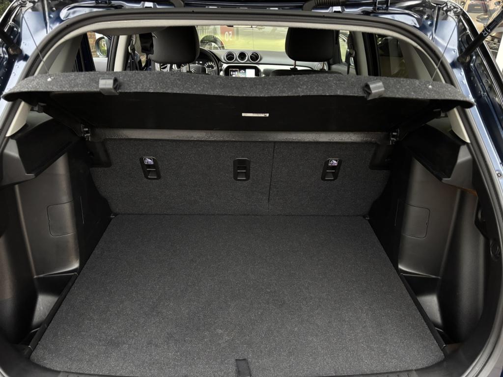 Suzuki Vitara 1.4 boosterjet style smart hybrid