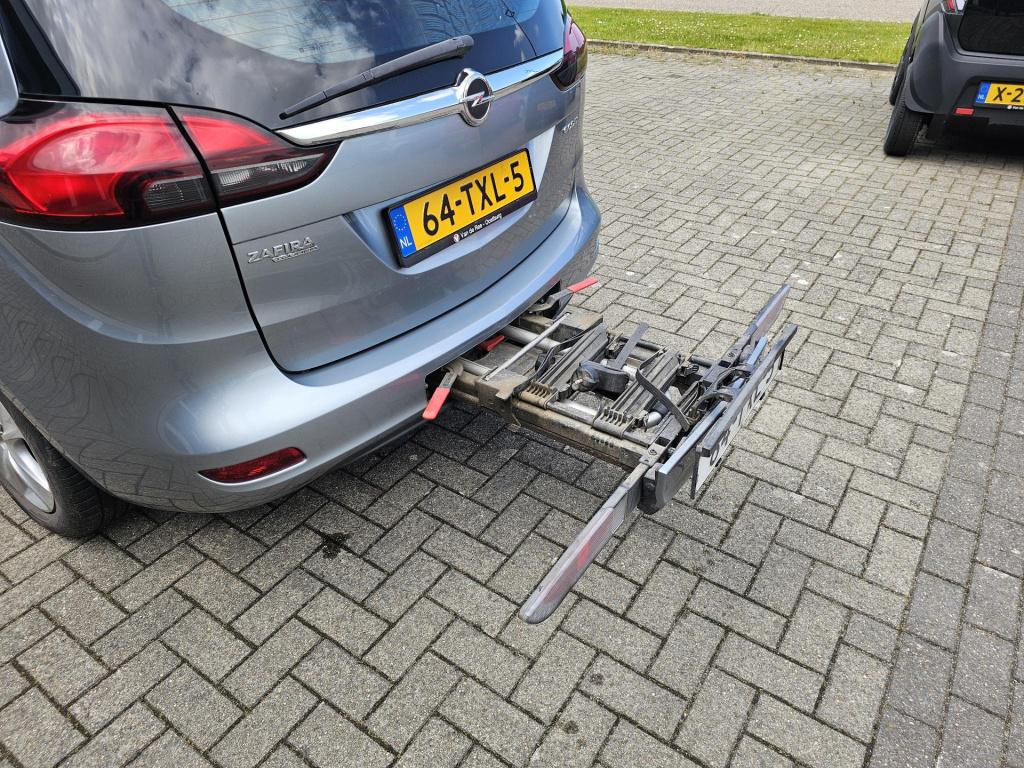 Opel Zafira tourer 1.4 edition