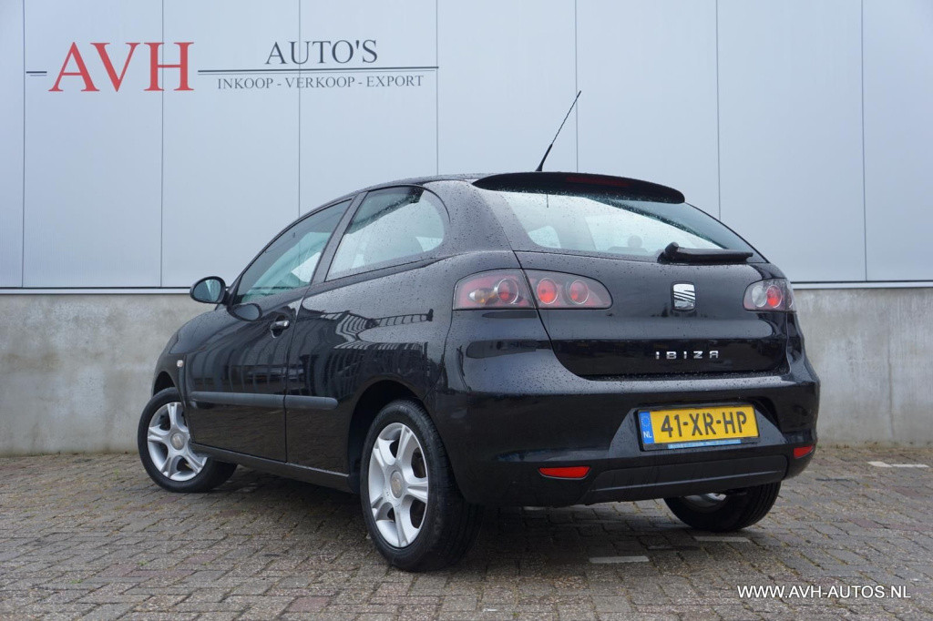 Seat Ibiza 1.4-16v trendstyle