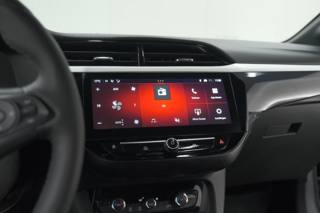 Opel Corsa turbo 100 gs | camera | dodehoekdetectie | navigatie | apple car