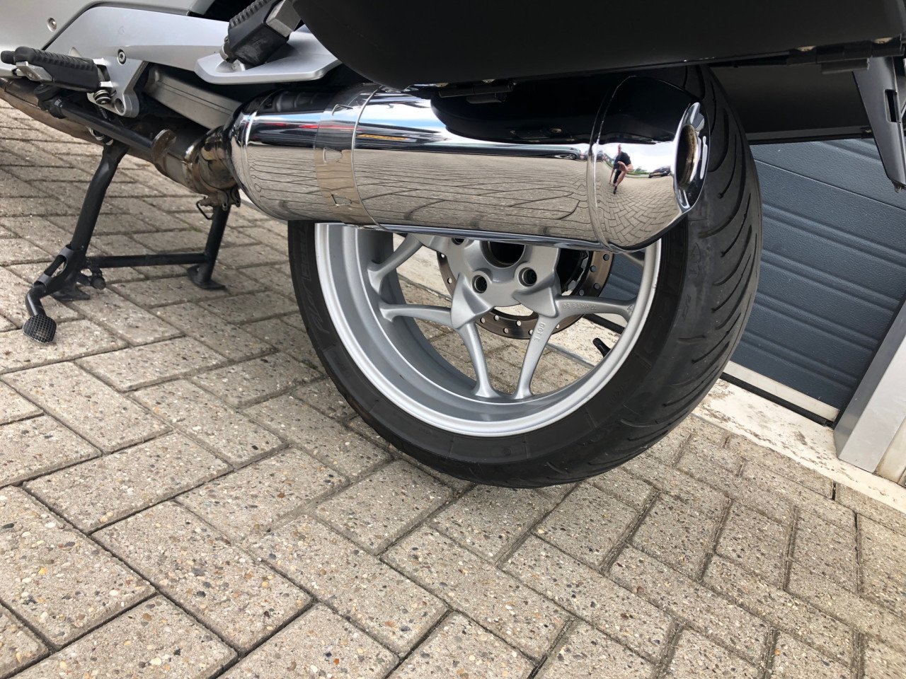 Zeer nette BMW R1200RT '05 met 112 dkm, cruisecontrol, CD, topkoffer €4250