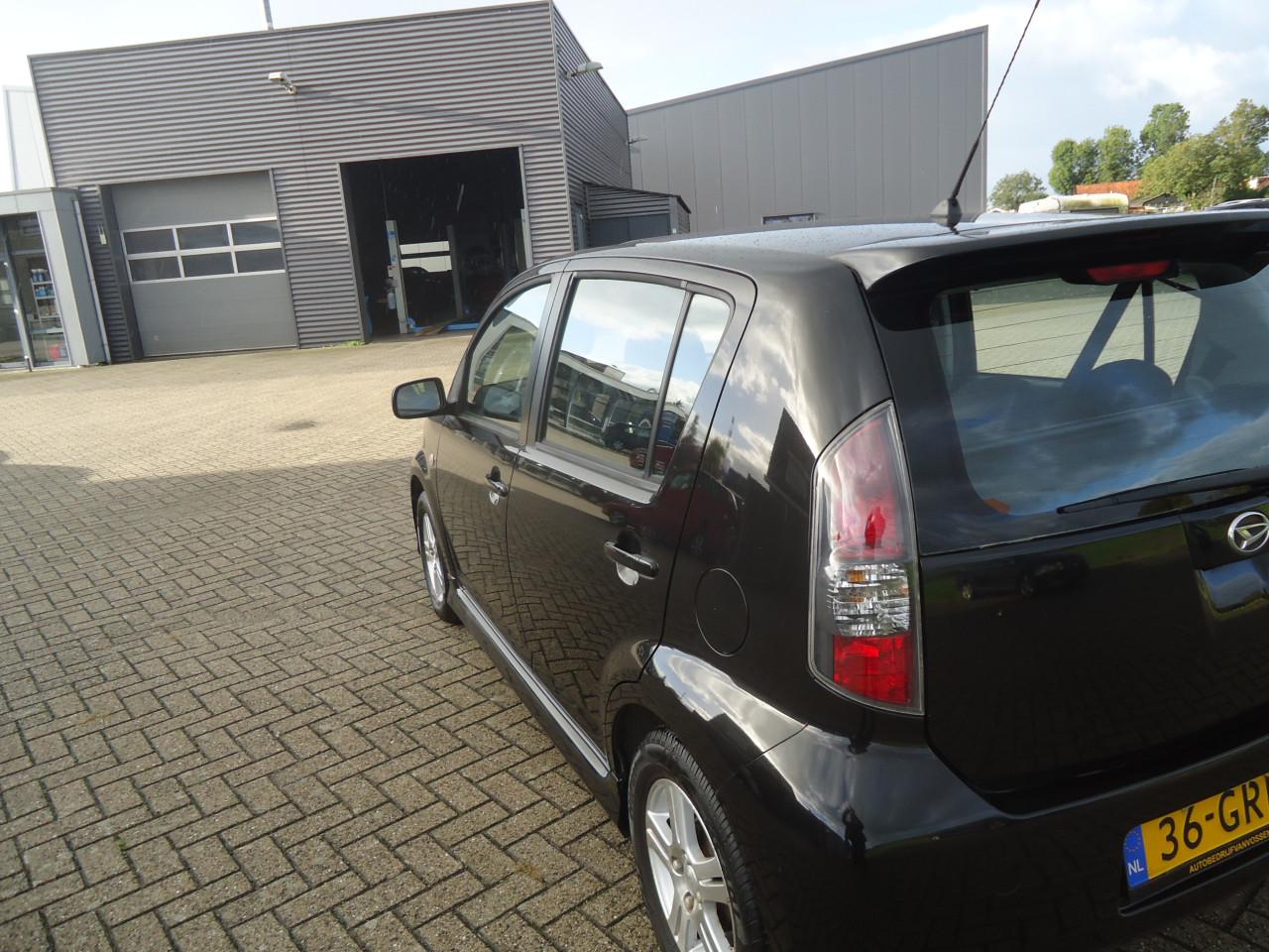 DAIHATSU SIRION 1.3 SPORT
