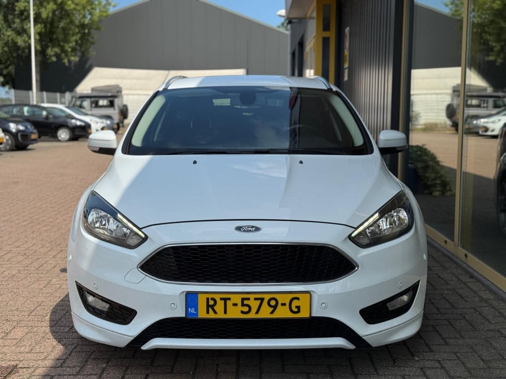 Ford Focus wagon 1.5 titanium edition