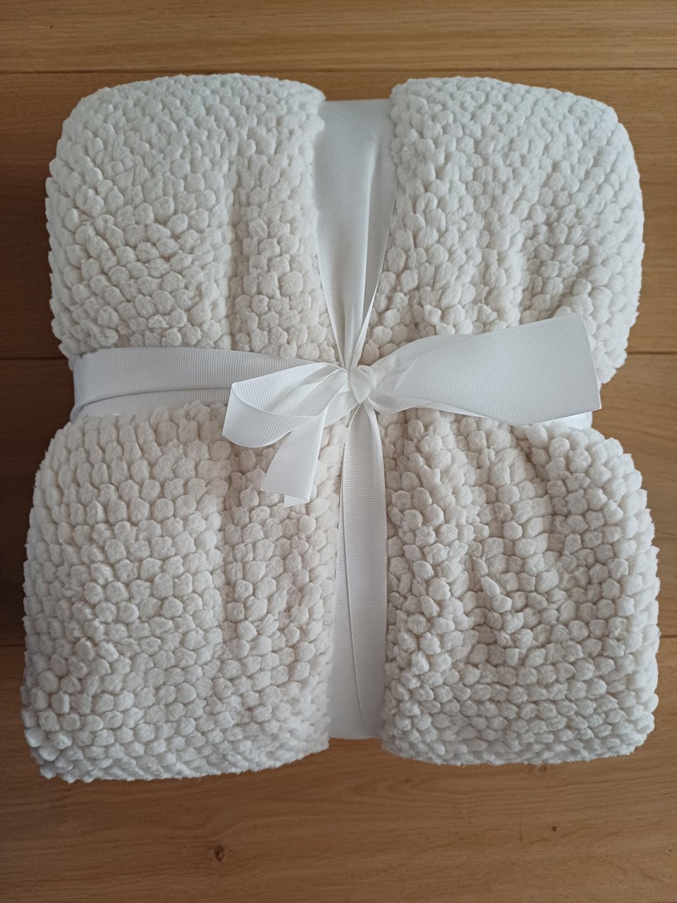 NIEUW: GUSTA PLAID TEDDY WIT 130 x 160 cm (polyester)