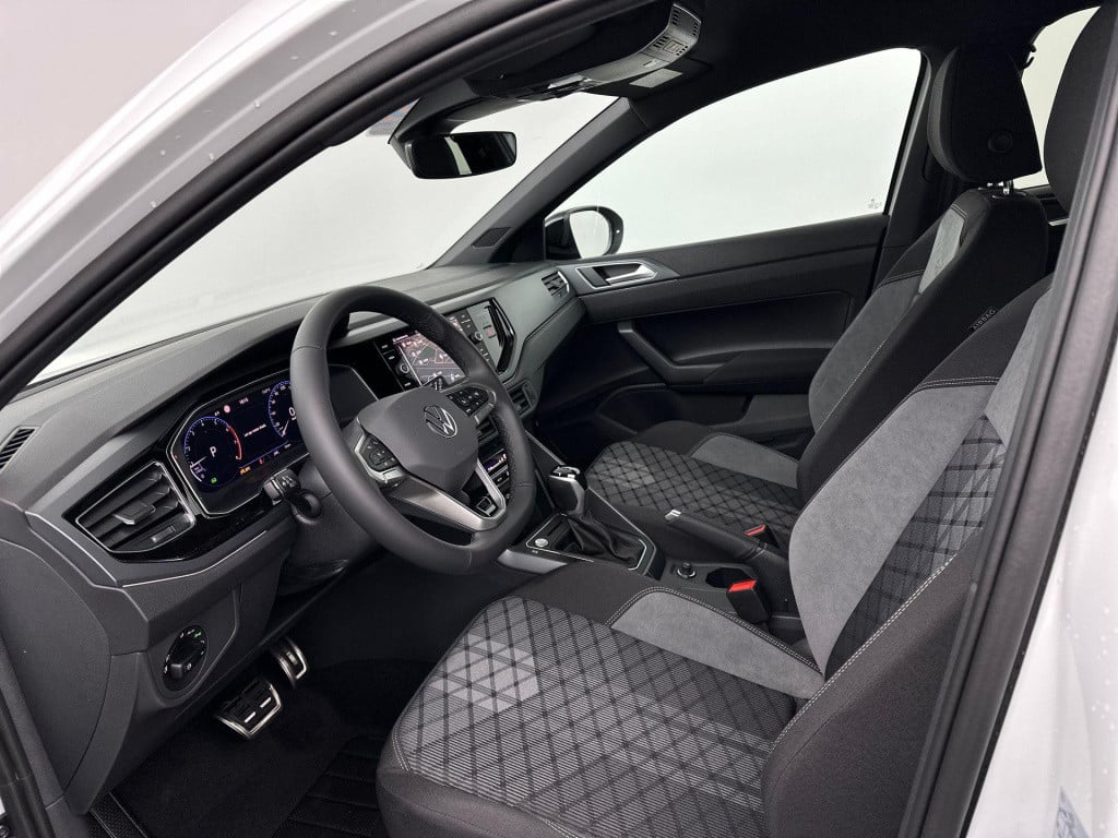 Volkswagen Taigo r-line-edition 1.5 110 kw / 150 pk tsi cuv 7 versn