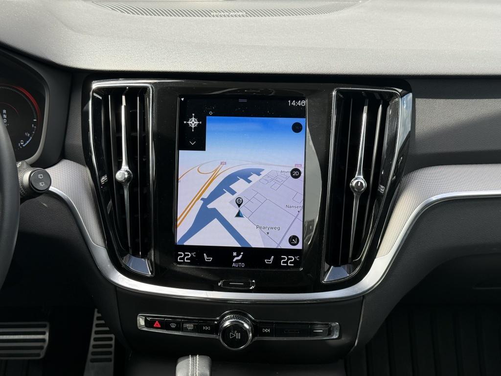 Volvo V60 t6 398pk recharge ultra dark| panodak| 360camera| head-up| awd