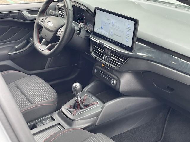 Ford Focus wagon 1.0 ecoboost hybrid st line | apple carplay ecoboost hybri