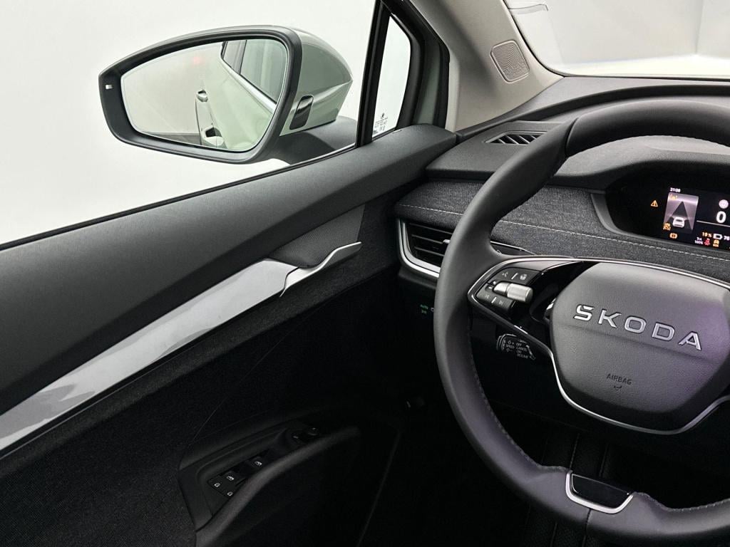 Skoda Elroq business edition elektromotor 140 kw / 190 pk suv