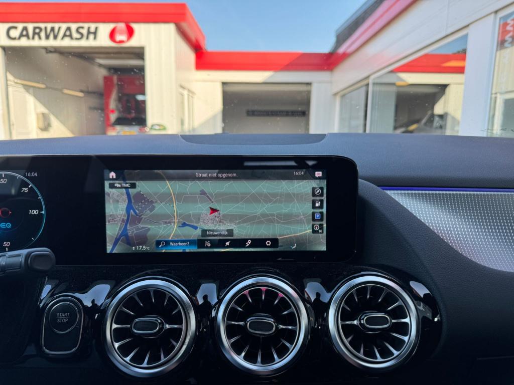 Mercedes-Benz Eqa 250 business solution luxury 67 kwh