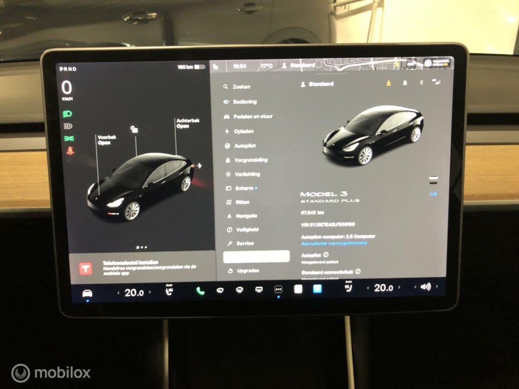 Tesla Model 3 standard rwd plus 60 kwh