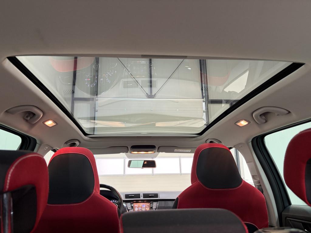 Skoda Fabia combi 1.0 tsi monte carlo panoramadak / navigatie / trekhaak / 