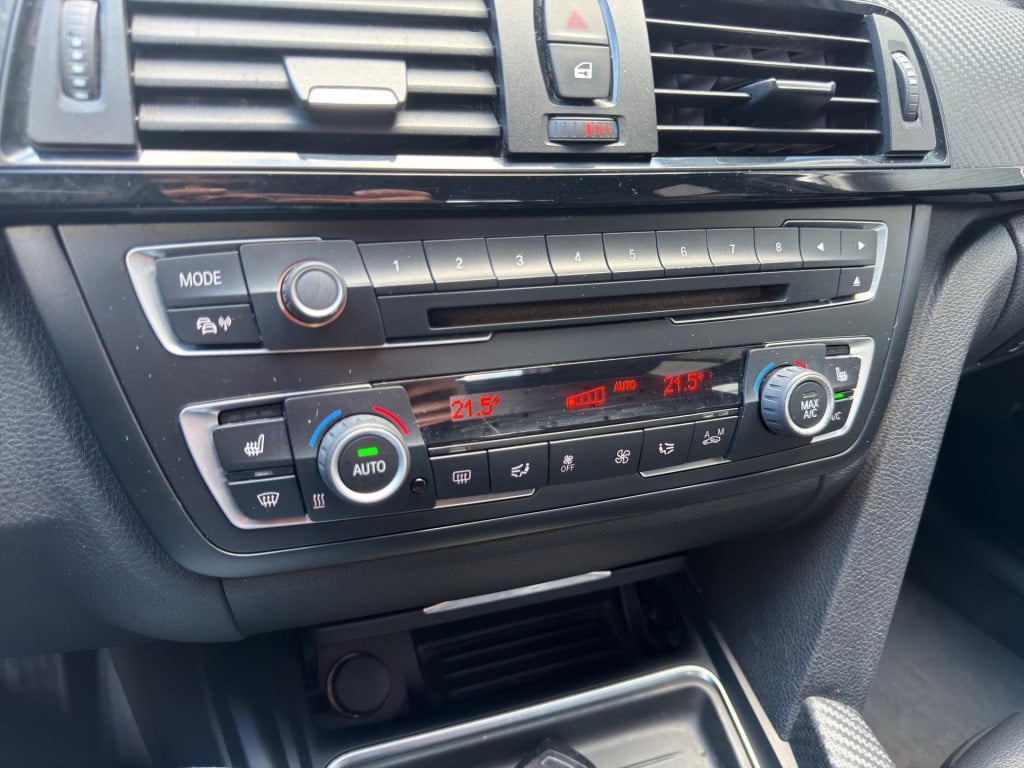 BMW 3-serie 320d high executive leder pdc