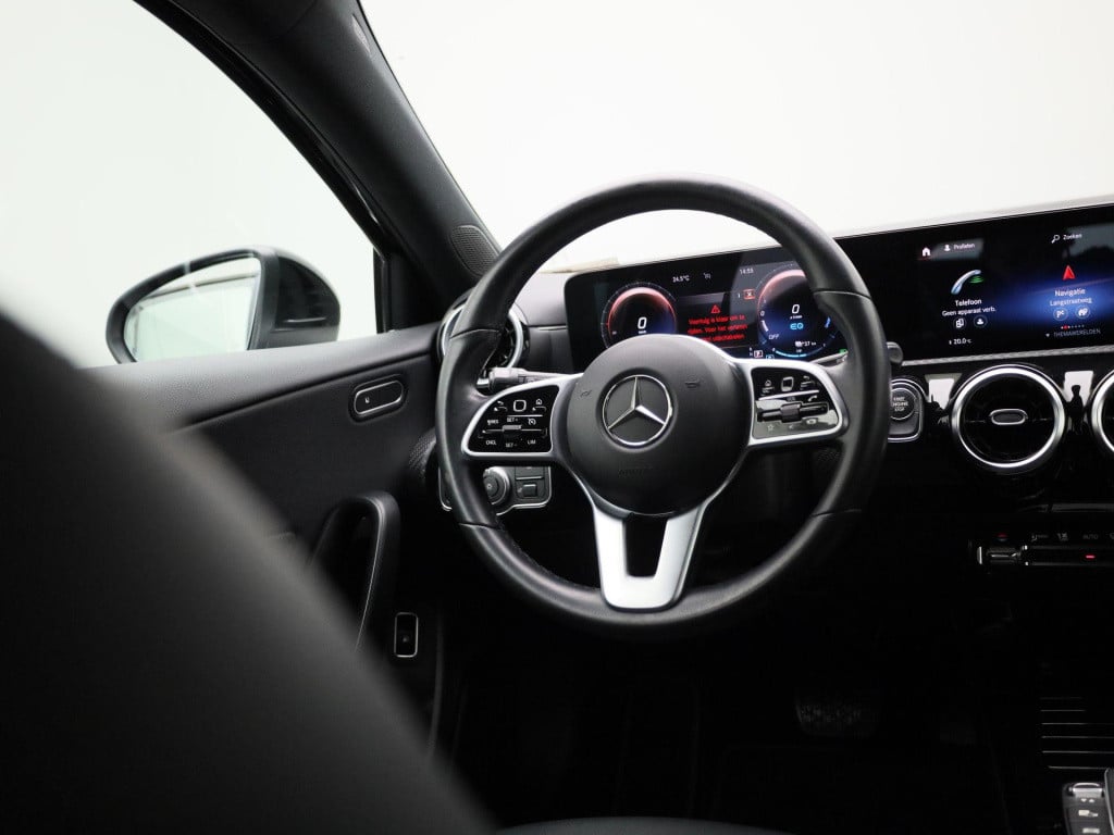 Mercedes-Benz A-Klasse 250 e | navigatie | apple carplay / android auto | c