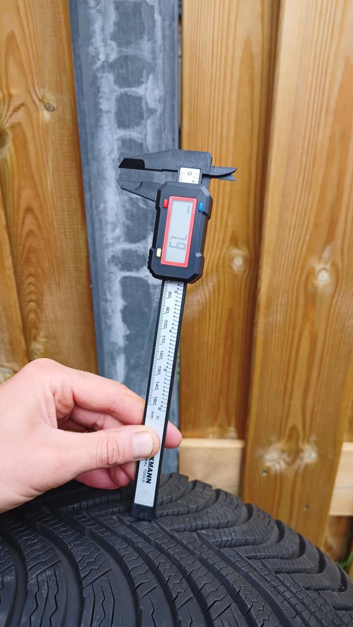 Winterbanden set 16 inch in perfecte staat op lichtmetalen velgen