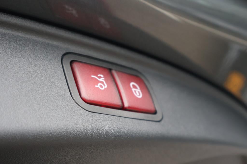 Mercedes-amg Gt amg 63 s e performance 843 pk i keramisch i neuslift i inst