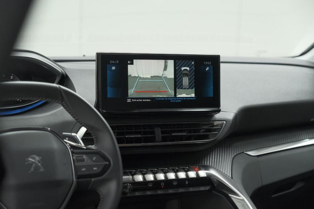 Peugeot 3008 puretech 130 eat8 style | camera | parkeersensoren | navigatie