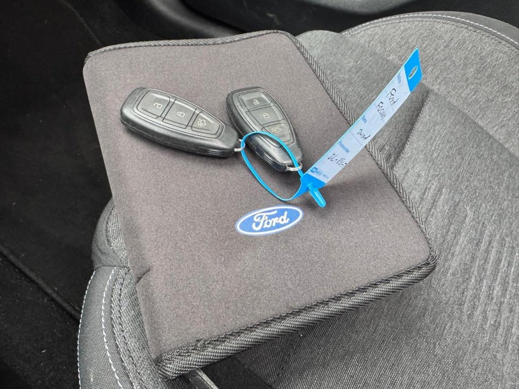 Ford Focus wagon 1.0 ecob. active bns | pano | led | bovag