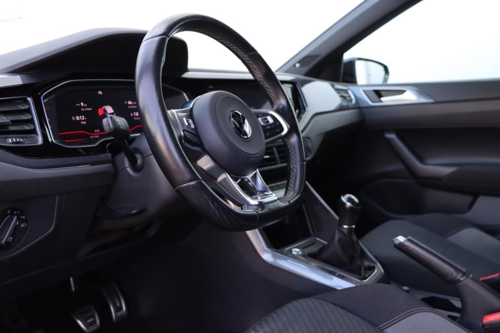Volkswagen Polo 1.0 tsi highline r-line 95pk