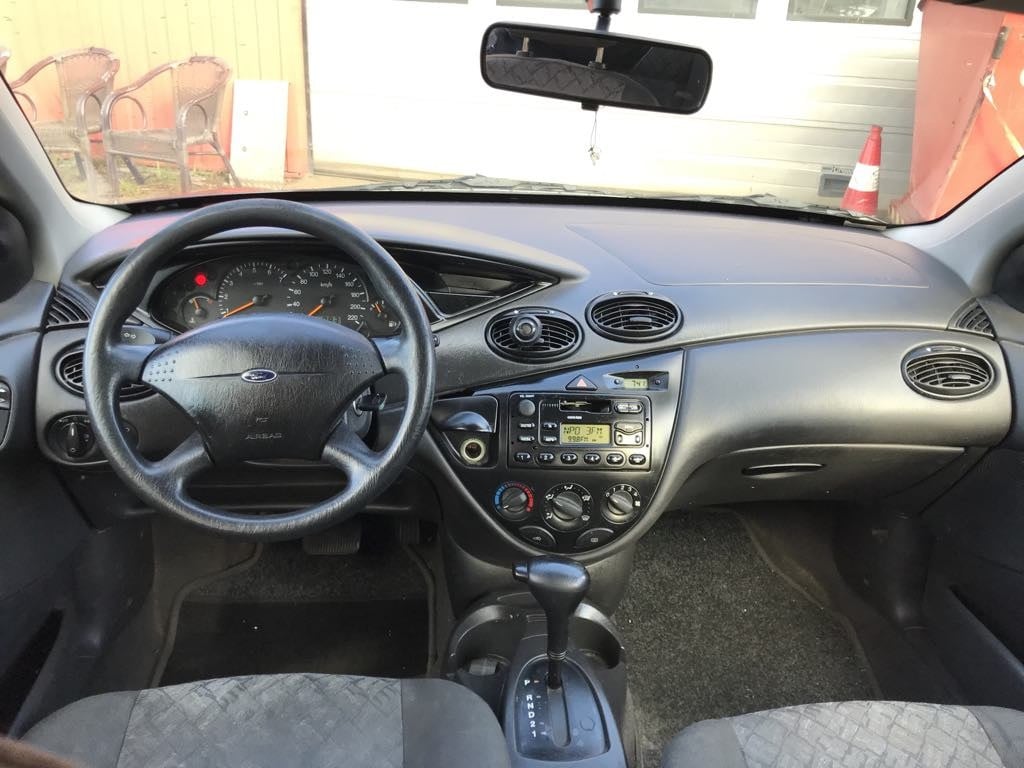 Ford Focus 1.6-16v ambiente