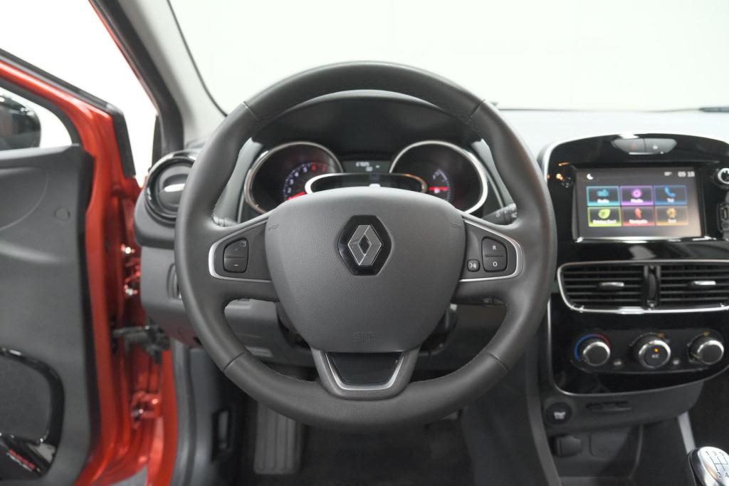 Renault Clio tce 90 limited | trekhaak | parkeersensoren | navigatie