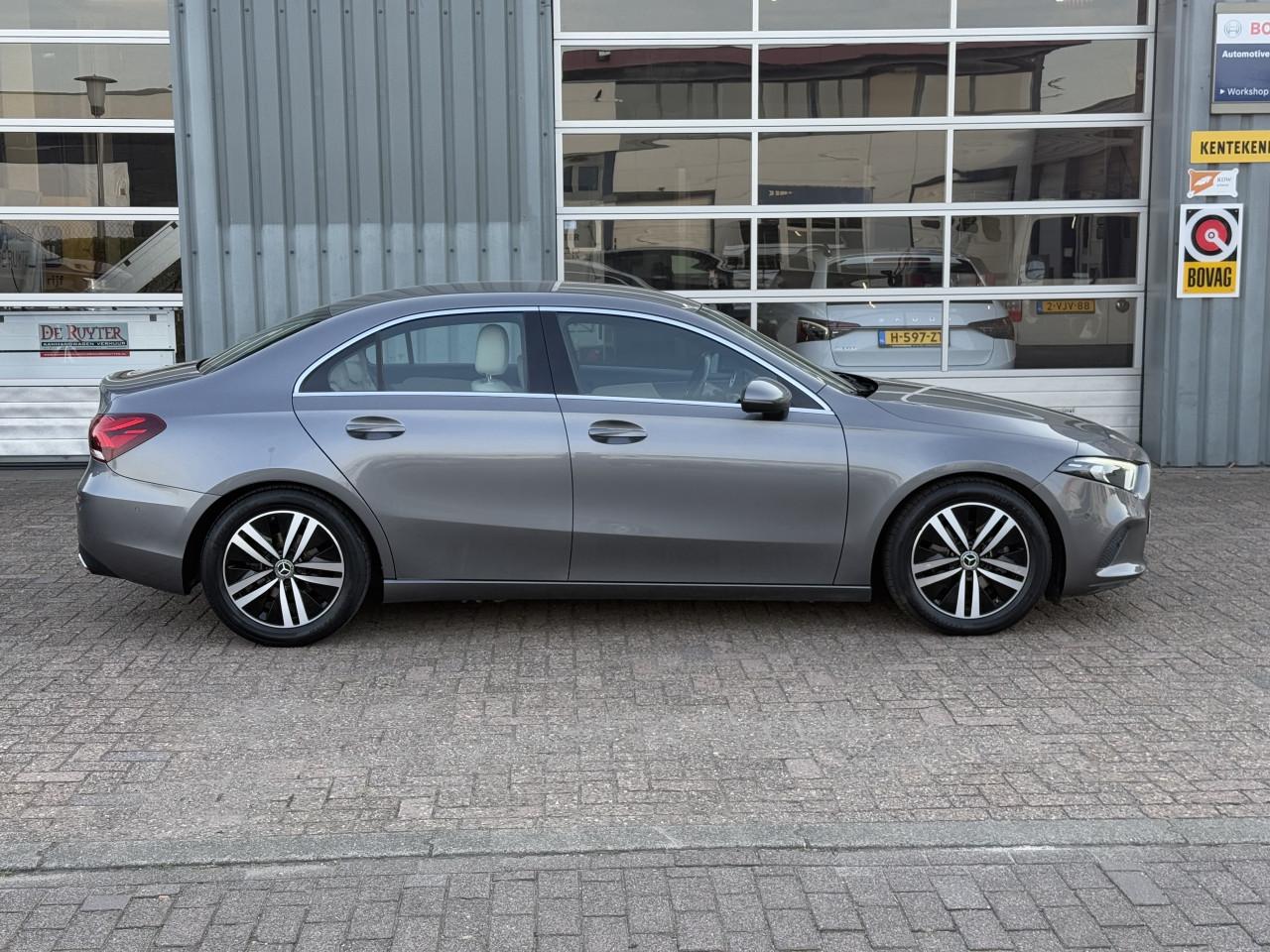 Mercedes-Benz A-klasse - 180 Business Solution Luxury | Wit Leder | Sfeer