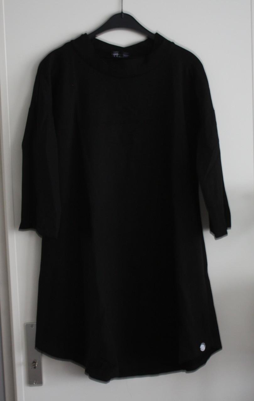 Zwarte jurk maat l