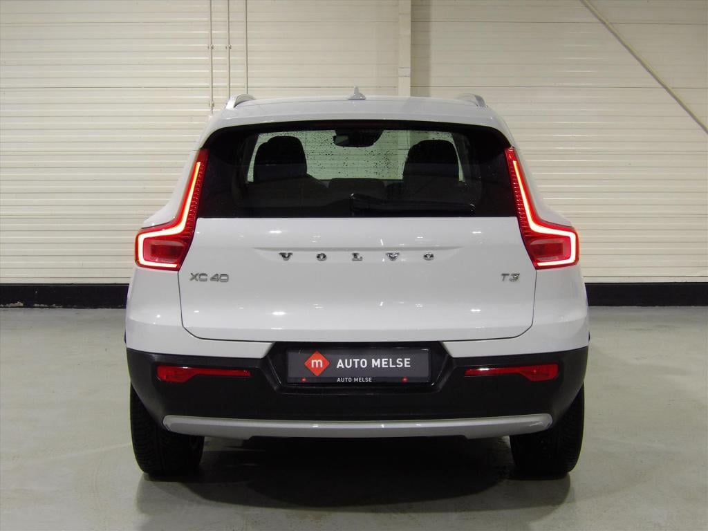 Volvo XC40 t3 163pk geartronic momentum pro